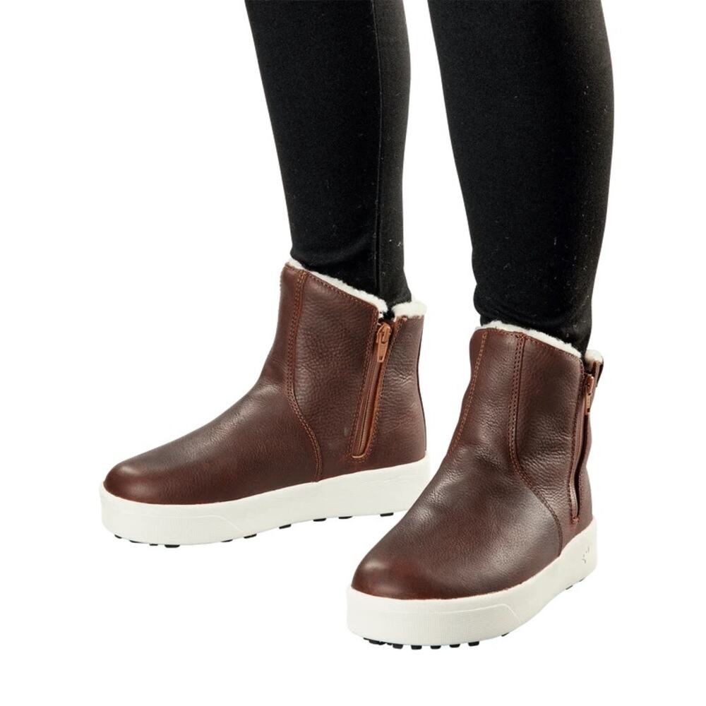 Baffin Women's Liberty Ankle Boot In Brown Size 10